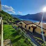 Casa Vacanze - Casa Quattro Luci 別荘 *
