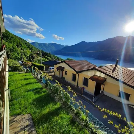 Casa Vacanze - Casa Quattro Luci Ferienhaus *