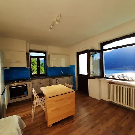 Holiday home Casa Vacanze - Casa Quattro Luci Tronzano Lago Maggiore