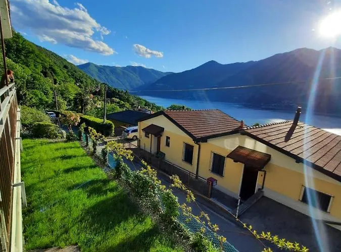 Casa Vacanze - Casa Quattro Luci Vakantiehuis *