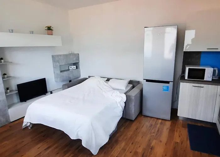 Casa Vacanze - Casa Quattro Luci Tronzano Lago Maggiore