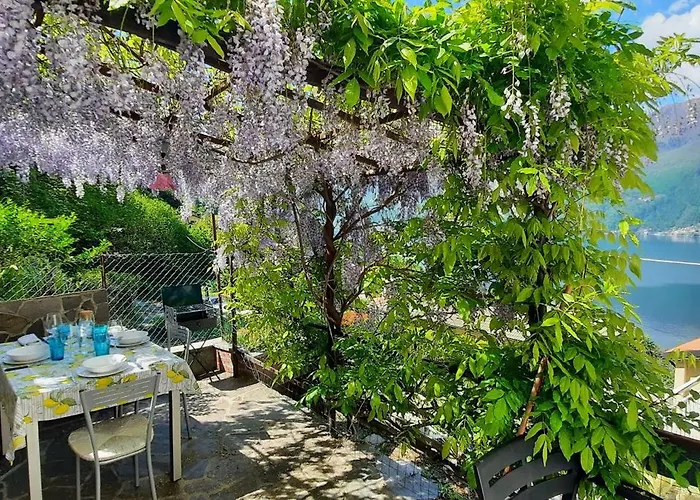 Casa Vacanze - Casa Quattro Luci Vakantiehuis *